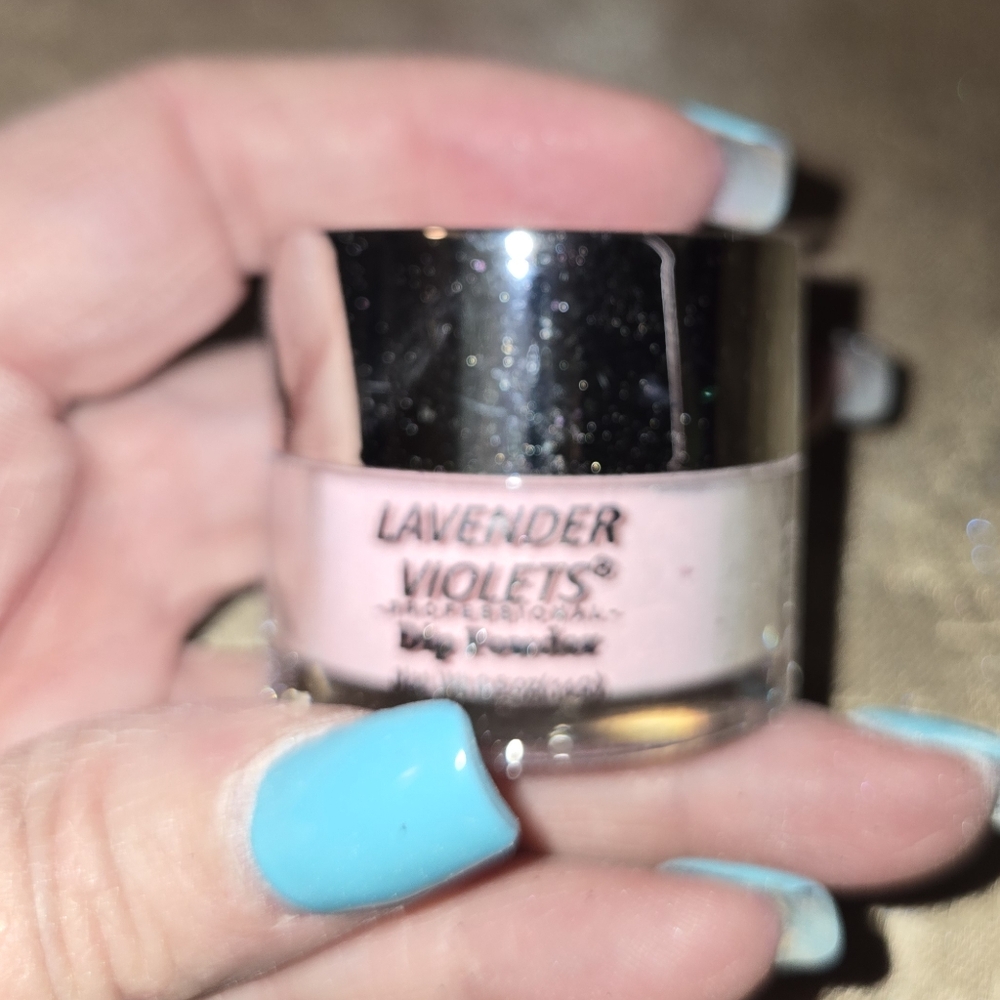 ❣️Lavender Violets Dip Powder in Pink